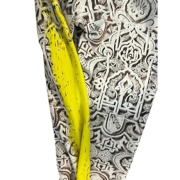 Niyama Sol Rare leggings with pattern and yellow on side no longer in print sz S - Picture 5 of 5
